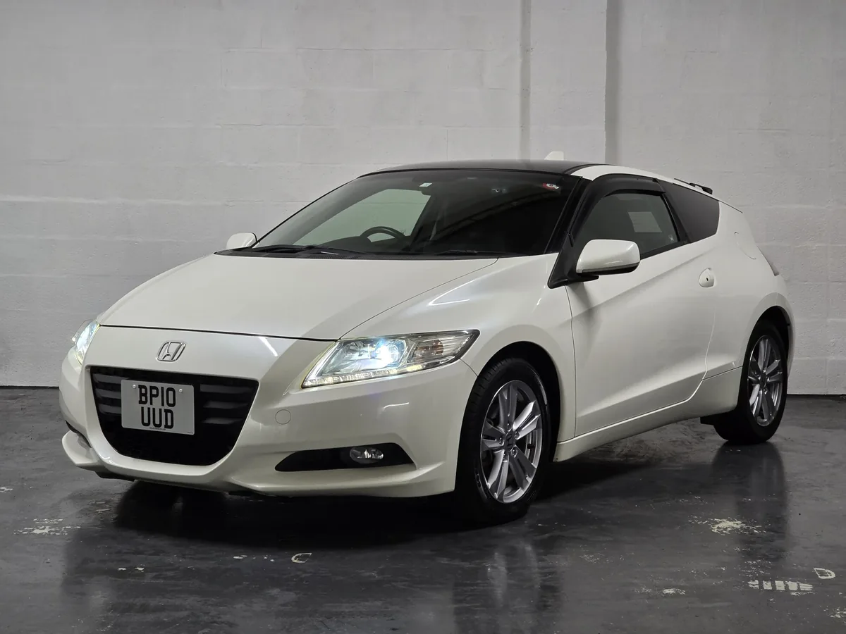 Japan Motor Hub family Honda CR-Z photographed from the front