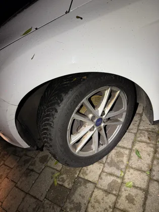 Ford Focus 1.6 turbo diesel project car — supplied photograph 12